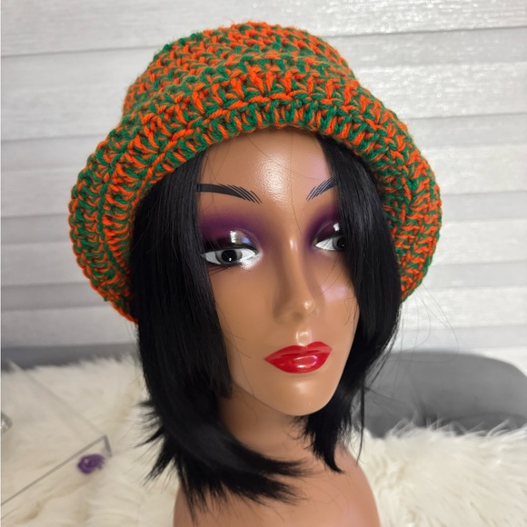 Handmade Crochet bucket hat in orange and green - Picture 4 of 6